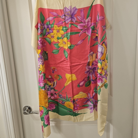 Leonard Paris Accessories - Leonard of Paris silk scarf